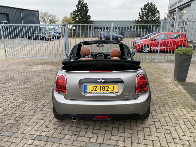 Mini COOPER Mini Cabrio 1.5 Chili Serious Business Luxe leder, Navigatie, PDC, Nieuwstaat..!!