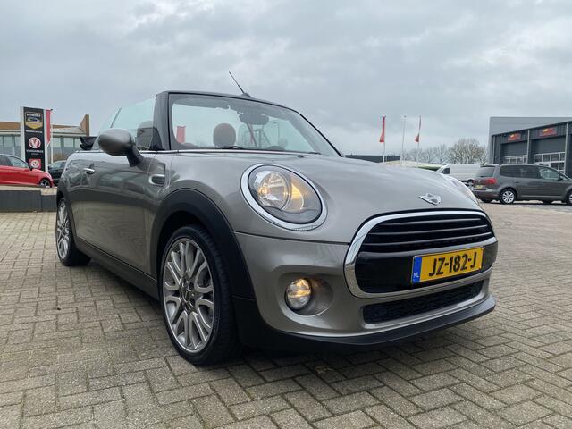 Mini COOPER Mini Cabrio 1.5 Chili Serious Business Luxe leder, Navigatie, PDC, Nieuwstaat..!!