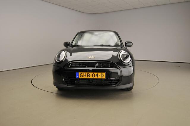 Mini COOPER Mini 1.5 C Classic | Harman/Kardon | Navigatie AR | Panoramadak | Alu velgen 17" | Stoel + Stuurwiel verwarmd