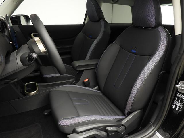 Mini COOPER Mini 1.5 C Classic | Harman/Kardon | Navigatie AR | Panoramadak | Alu velgen 17" | Stoel + Stuurwiel verwarmd