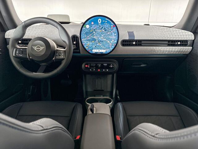 Mini COOPER 3-deurs 1.5 Cooper C Favoured | Pakket S | Dak in carrosseriekleur