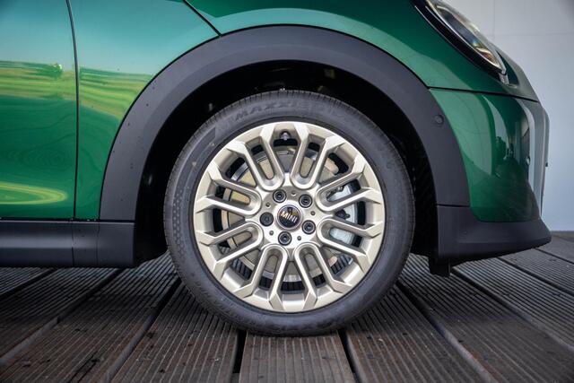 Mini COOPER 3-deurs C Favoured + M pakket