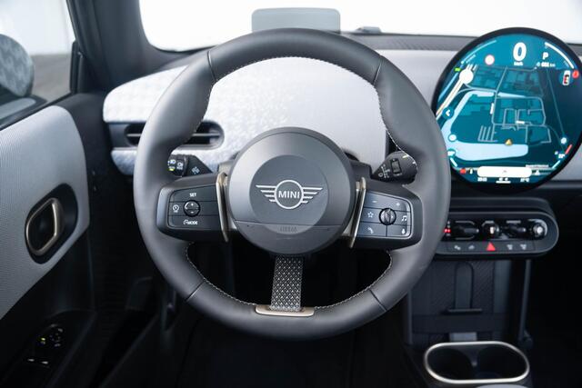 Mini COOPER 3-deurs C Favoured + M pakket
