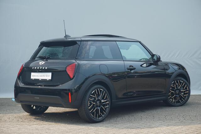 Mini COOPER 3-Deurs C Favoured / Pakket M