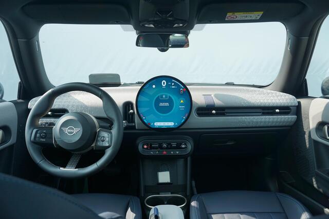 Mini COOPER 3-Deurs C Favoured / Pakket M