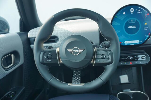 Mini COOPER 3-Deurs C Favoured / Pakket M