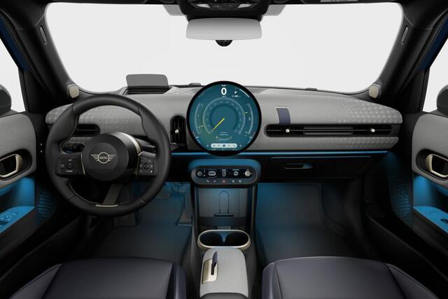 Mini COOPER 5-deurs 2.0 Cooper S Favoured | Pakket XL | Dak en spiegelkappen in Jetblack