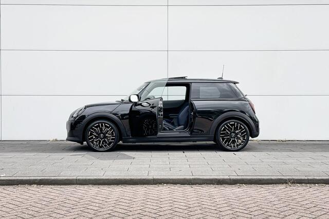 Mini COOPER 3-deurs C Favoured Trim | Pakket M