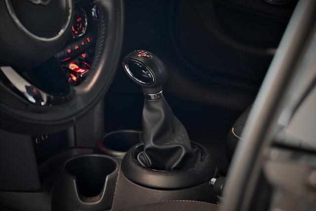 Mini COOPER Mini 1.5 Pepper Business