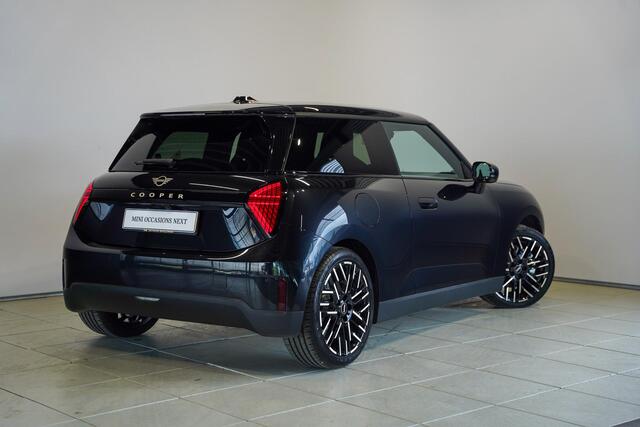 Mini COOPER 3-deurs E Favoured