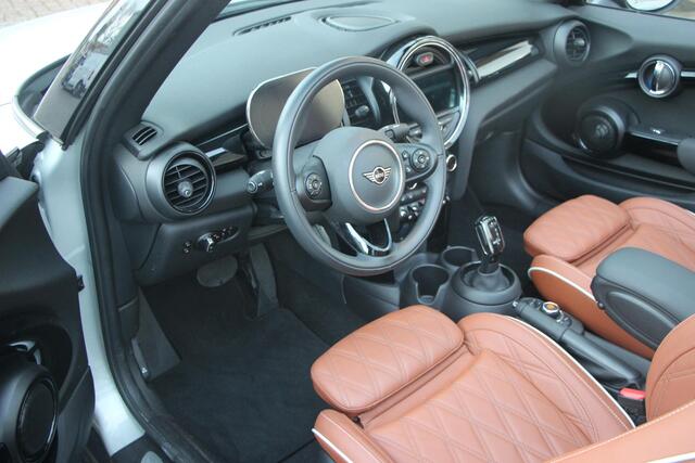 Mini COOPER Mini Cabrio 1.5 Sidewalk Edition