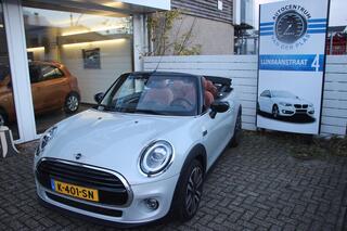 mini-cooper-mini-cabrio-1.5-sidewal