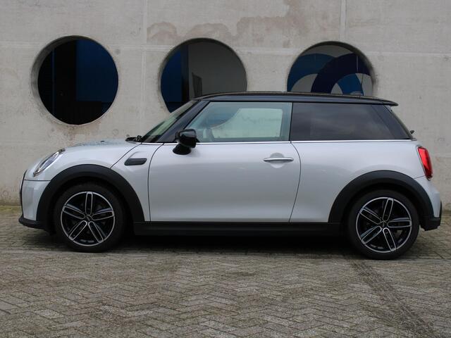 Mini COOPER Mini 1.5 Business Edition | PANORAMA DAK | NAVIGATIE | NIEUW MODEL |