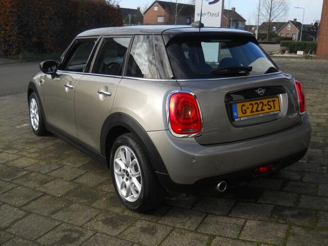 Mini COOPER 81690