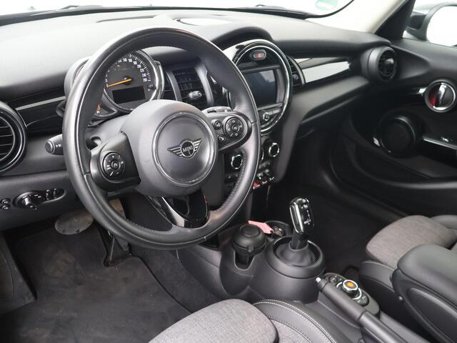 Mini COOPER Mini 1.5 Business Edition
