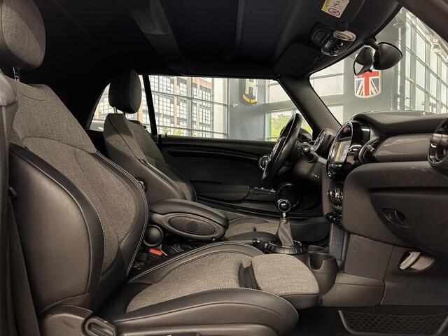 Mini COOPER CABRIO 136 pk NAVI LED 17" UNION JACK 1e eig