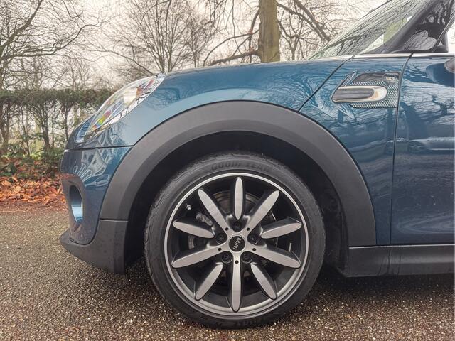 Mini COOPER Cabrio 1.5 Sidewalk Edition