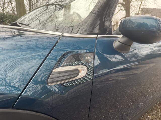 Mini COOPER Cabrio 1.5 Sidewalk Edition