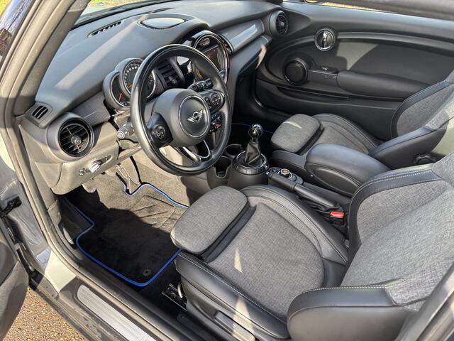 Mini COOPER Mini 1.5 Chili Business / AIRCO / NAVI / PANORAMADAK / XENON