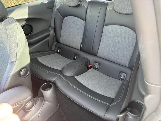 Mini COOPER Mini 1.5 Chili Business / AIRCO / NAVI / PANORAMADAK / XENON