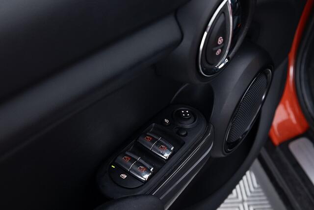 Mini COOPER Mini 1.5 Automaat | LED | NAVI | VELGEN .