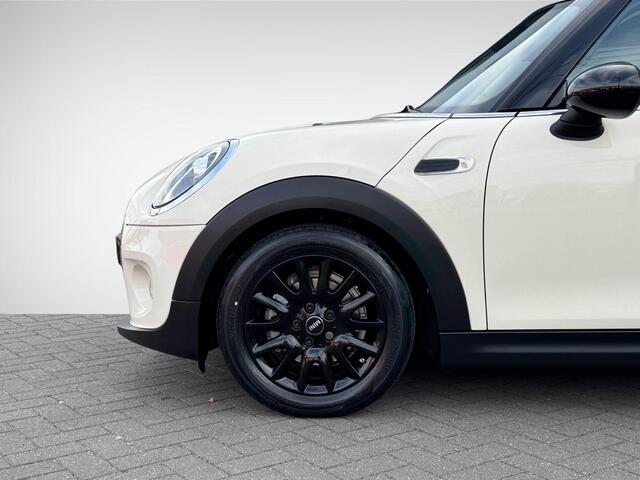 Mini COOPER Mini 1.5 Pepper | Navigatie Full-Map | Cruise Control | Park. Sensor | LED Koplampen | Keyless Entry | Airco | Bluetooth Tel. | Rijklaarprijs!