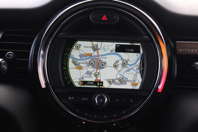 Mini COOPER Mini 1.5 136pk Automaat Pepper Serious Business