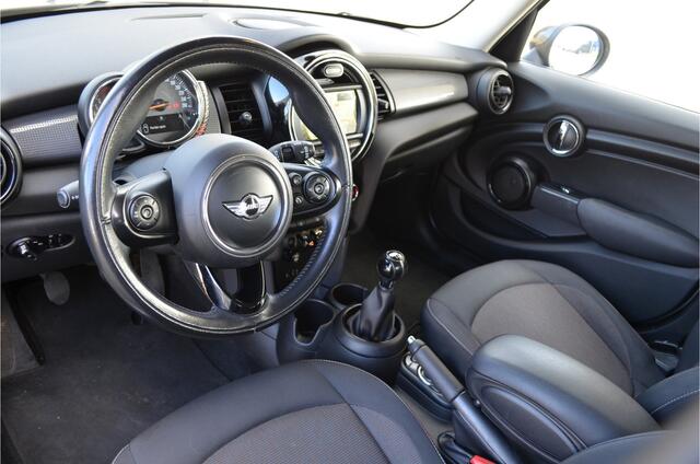 Mini COOPER Mini 1.5 Salt Business Navi | Cruise | NL auto | Metallic lak | PDC | LMV | Climate | Start knop | 6-bak | 5 deurs