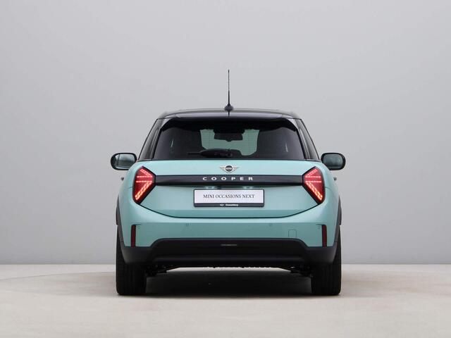 Mini COOPER 5-deurs C Favoured Pakket M
