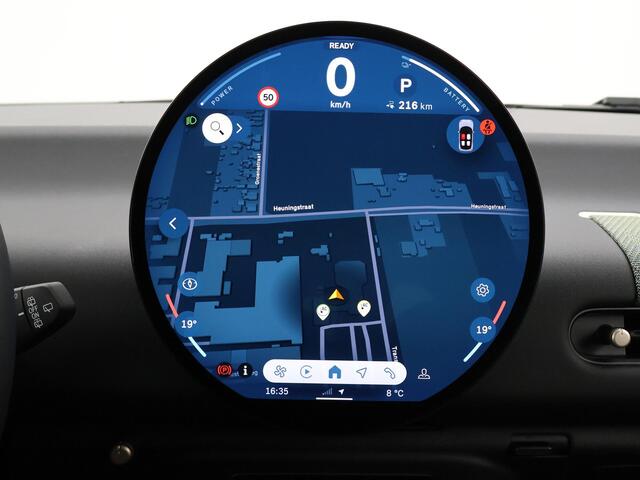 Mini COOPER Mini E ESSENTIAL XS 40.7 kWh + NAVIGATIE | APPLE CARPLAY | LED | CAMERA | 17 INCH LMV