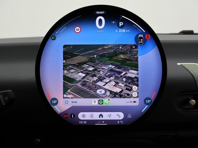 Mini COOPER Mini E ESSENTIAL XS 40.7 kWh + NAVIGATIE | APPLE CARPLAY | LED | CAMERA | 17 INCH LMV