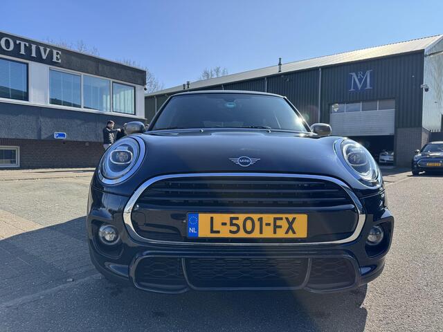 Mini COOPER Mini 1.5 | ORIG. NL. NAP KM. | JCW PACK | STOELVERWARMING | RIJKLAAR INCL. 12 MND. BOVAGGARANTIE