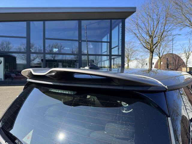 Mini COOPER Mini 1.5 | ORIG. NL. NAP KM. | JCW PACK | STOELVERWARMING | RIJKLAAR INCL. 12 MND. BOVAGGARANTIE