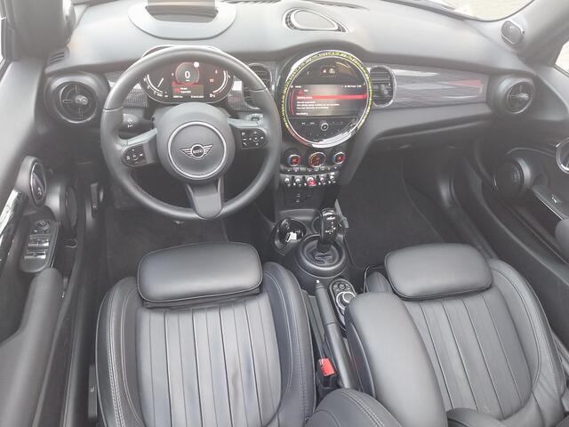 Mini COOPER Mini Cabrio 1.5 Classic Automaat