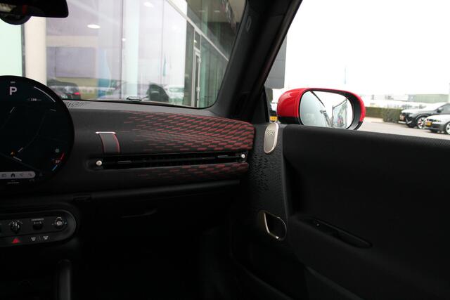 Mini COOPER Hatchback E / John Cooper Works / Pakket XL / 18 inch JCW Lap Spoke 2-tone