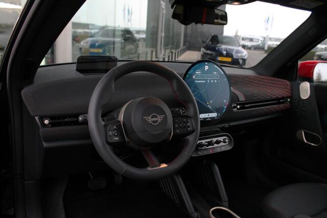 Mini COOPER Hatchback E / John Cooper Works / Pakket XL / 18 inch JCW Lap Spoke 2-tone