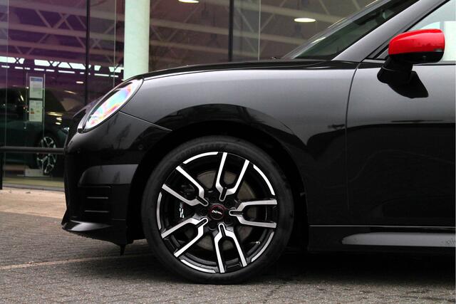 Mini COOPER Hatchback E / John Cooper Works / Pakket XL / 18 inch JCW Lap Spoke 2-tone