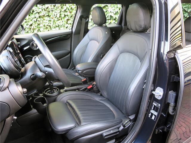 Mini COOPER 1.5 Chili 60 Years F55 LCI 5-drs aut. met Pano.dak, Leder, LED, HK audio en 17"