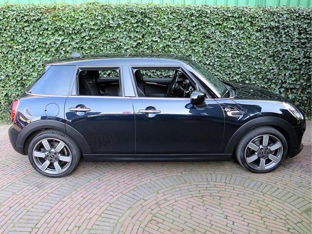 Mini COOPER 1.5 Chili 60 Years F55 LCI 5-drs aut. met Pano.dak, Leder, LED, HK audio en 17"