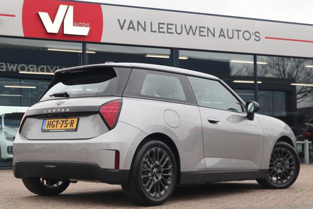 Mini COOPER Mini E Essential XS 40.7 kWh | Nieuw!