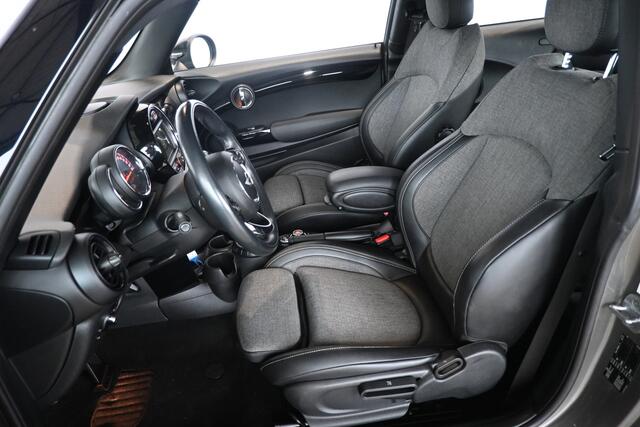 Mini COOPER Mini 1.5 Chili Serious Business Cima Navigatie Stoelverwarming Rijklaarprijs Inruil Mogelijk!