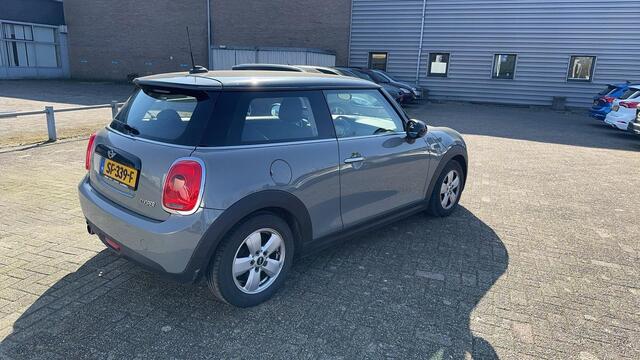 Mini COOPER Mini 1.5 136pk Salt Business Navi Cruise Bluetooth Zwart dak Dealeronderhouden