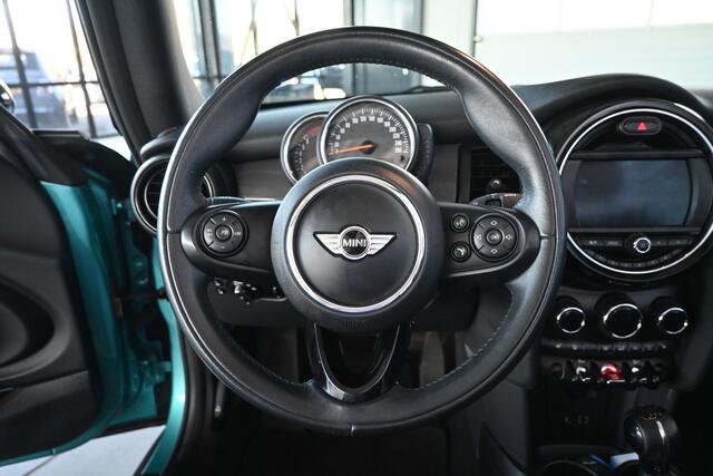 Mini COOPER Mini Cabrio 1.5 Chili Serious Business Clima Stoelverwarming Goed Onderhouden! Inruil Mogelijk!