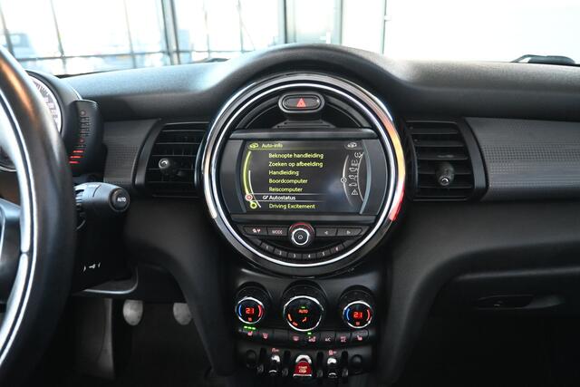 Mini COOPER Mini Cabrio 1.5 Chili Serious Business Clima Stoelverwarming Goed Onderhouden! Inruil Mogelijk!