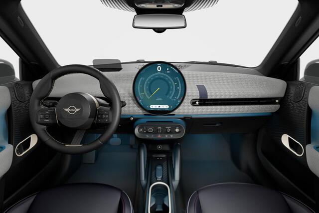 Mini COOPER Cooper E Favoured M 40.7 kWh MINI Cooper Cooper E Favoured 40.7 kWh | Pakket M | Dak en spiegelkappen Jetblack