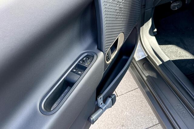 Mini COOPER 3-deurs E Essential Trim | Pakket XS |