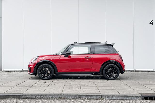 Mini COOPER C John Cooper Works Pakket M / Glazen Dak / Black Pack / Head-Up / Driving Assistant