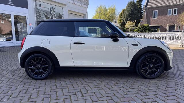 Mini COOPER Mini 1.5 Business | MINI onderhouden |