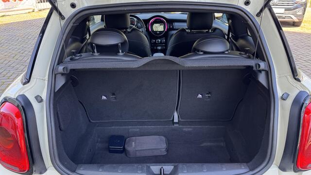 Mini COOPER Mini 1.5 Business | MINI onderhouden |
