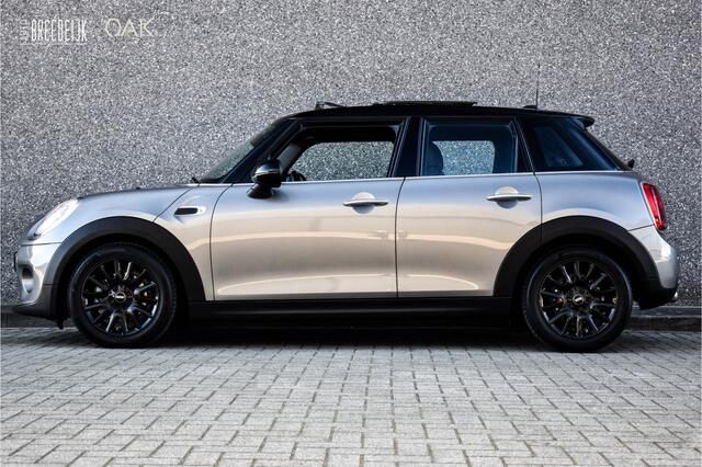 Mini COOPER Mini 1.5 Chili Aut. | Navigatie | Leder | Panorama | LED | 16"LM | PDC | NL Auto | Melting Silver